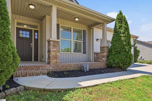 75 Rising Meadow Ln, Taylors, SC, 29687-7500 | Card Image
