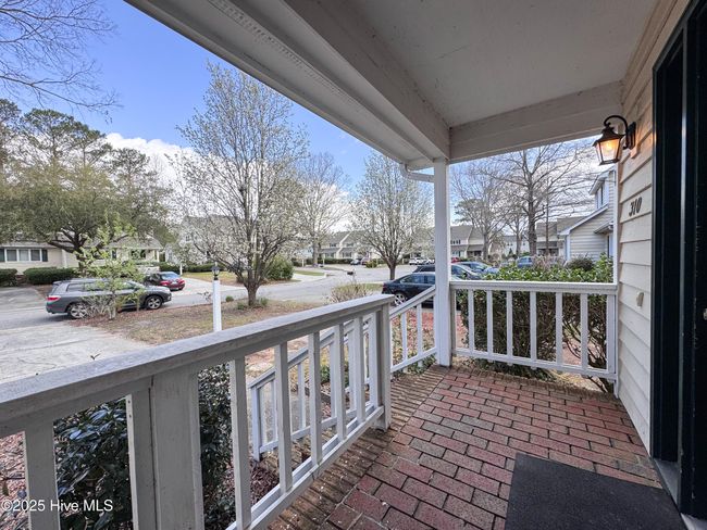 310 Wimbledon Ct, Townhouse with 3 bedrooms, 3 bathrooms and null parking in Wilmington NC | Image 6