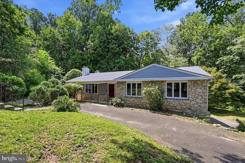 1035 W Allens Ln, PHILADELPHIA, PA, 19119-3316 | Card Image
