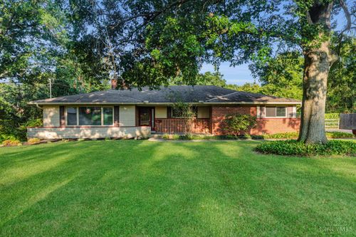 5900 Donjoy Dr, Blue Ash, OH, 45242-7508 | Card Image