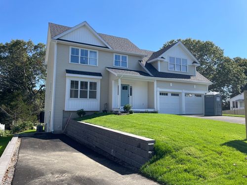 8 Bellmore Rd, Framingham, MA, 01702-8433 | Card Image