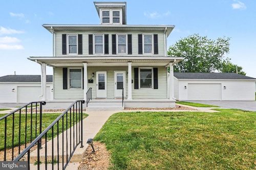 47 Millard Rd, HERSHEY, PA, 17033-1979 | Card Image