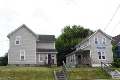 Front of property featuring a front lawn | Image 1