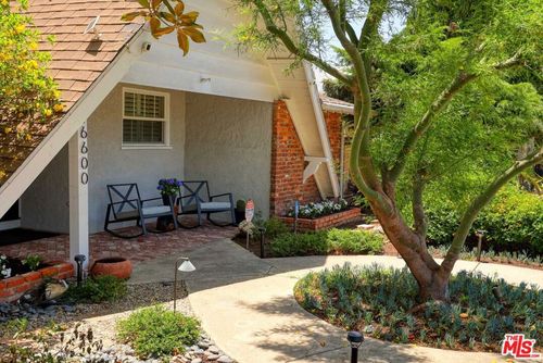 16600 Nordhoff St, North Hills, CA, 91343-3613 | Card Image