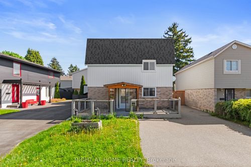 9 Highland Trail, Brampton, ON, L6S1P4 | Card Image