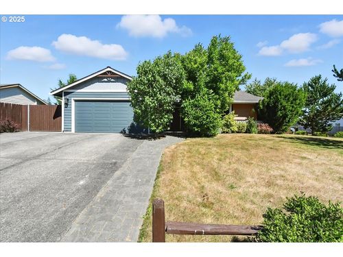1711 Sw 2nd Ave, Battle Ground, WA, 98604-2865 | Card Image