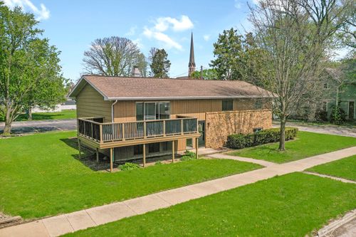 312 E 5th St, Minonk, IL, 61760-1327 | Card Image