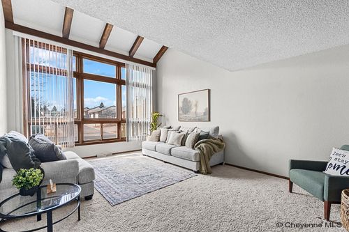 5417 Gateway Dr, Cheyenne, WY, 82009-4035 | Card Image