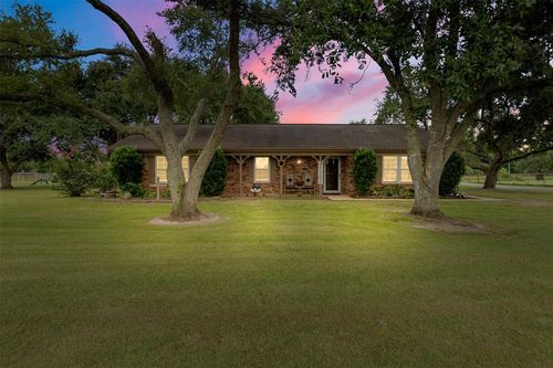 3911 N Elm Rd, Santa Fe, TX, 77517-3523 | Card Image