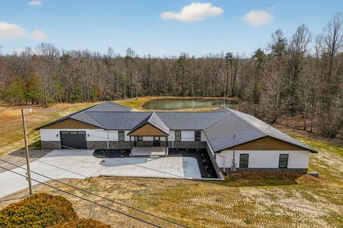 365 Spring Haven Lane, Sparta, TN, 38583 | Card Image