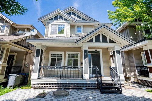 14581 60 Ave, Surrey, BC, V3S1R4 | Card Image