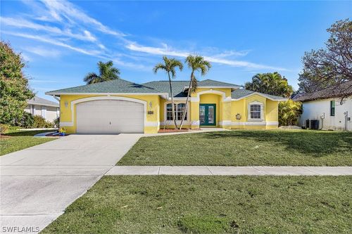 1520 Biscayne Way, MARCO ISLAND, FL, 34145-5206 | Card Image