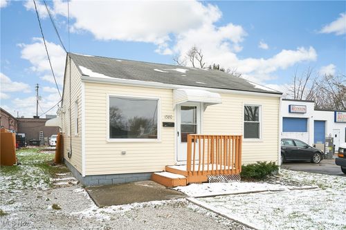 1380 E 345th St, Eastlake, OH, 44095-3021 | Card Image