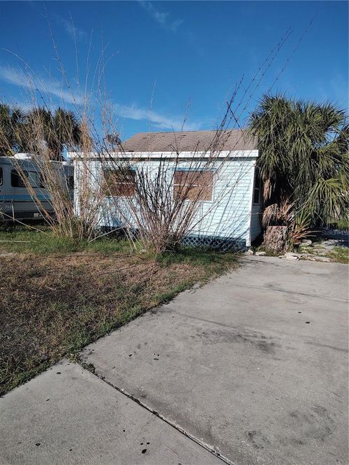 13149 4th Street E, Madeira Beach, FL, 33708 | Card Image