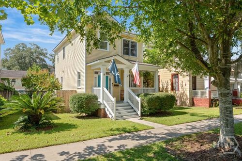 829 E Duffy St, Savannah, GA, 31401-7113 | Card Image