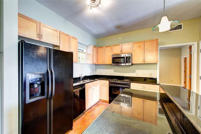 APT-504 - 711 W 26 Th St, Condo with 2 bedrooms, 2 bathrooms and 2 parking in Austin TX | Image 9