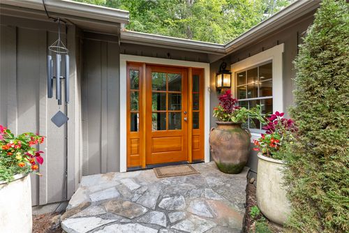 424 Split Rail Row, Highlands, NC, 28741-4502 | Card Image