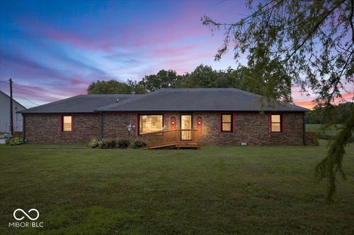 11546 N Shelby 300 W, New Palestine, IN, 46163-9423 | Card Image