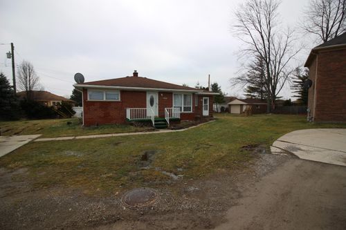 3816 Pokley Ct, Sterling Heights, MI, 48310-2976 | Card Image