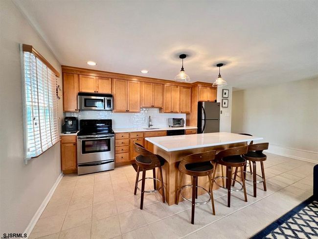 APT-3 - 7811 Atlantic Ave, Condo with 2 bedrooms, 1 bathrooms and null parking in MARGATE CITY NJ | Image 8