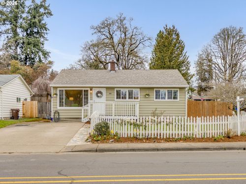 480 E Gloucester St, Gladstone, OR, 97027-2125 | Card Image