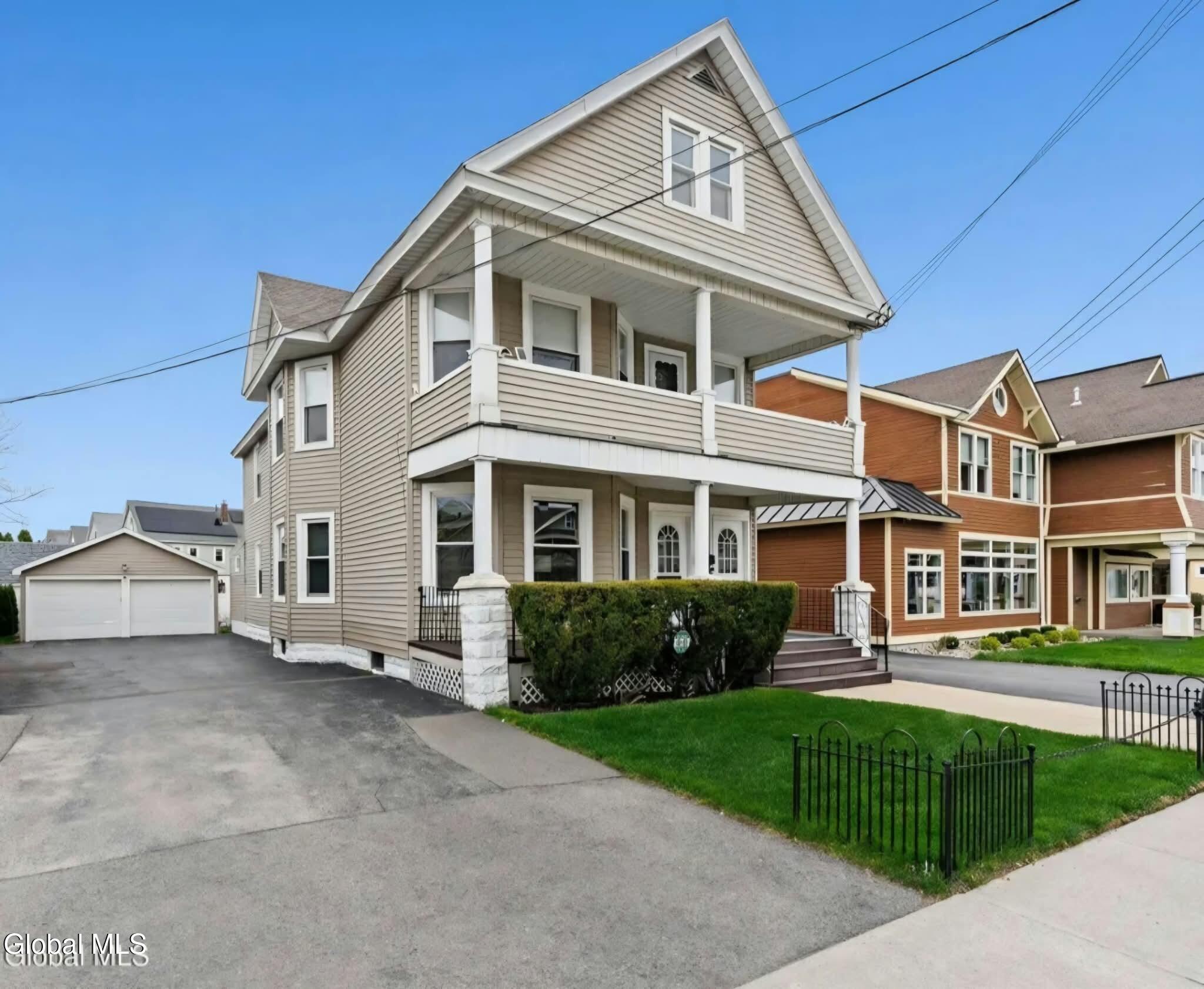 Residential Lease in Schenectady