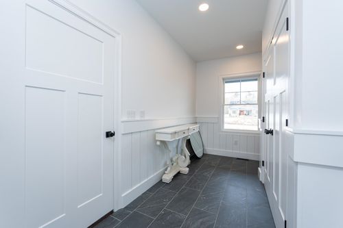 37 Colby Farm Rd, Chester, NH, 03036-4274 | Card Image