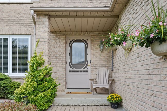 36 Laverock St, House other with 4 bedrooms, 3 bathrooms and 4 parking in Tottenham ON | Image 5