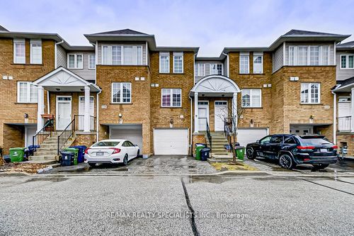 4-2782 Eglinton Ave E, Scarborough, ON, M1J2C8 | Card Image