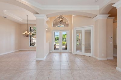 530 Harbour Drive, House other with 5 bedrooms, 4 bathrooms and null parking in Naples FL | Image 3