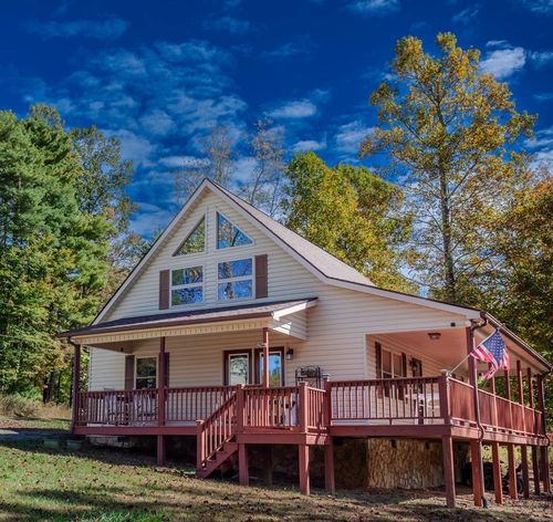 450 Rhododendron Ln, Fancy Gap, VA, 24328-3011 | Card Image