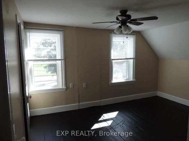 231 Water St W, House other with 3 bedrooms, 2 bathrooms and 1 parking in Cornwall ON | Image 11