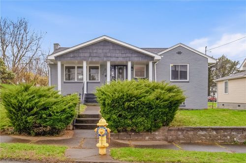 134 11th St, Connellsville, PA, 15425-2415 | Card Image