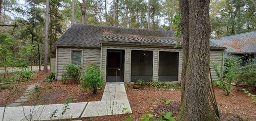 5201 Sw 86th Ter, GAINESVILLE, FL, 32608-4117 | Card Image