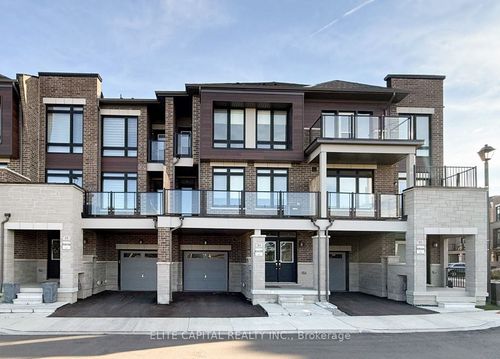 84 Holyrood Cres, Kleinburg, ON, L4H5G2 | Card Image