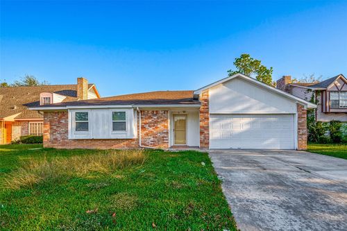 3107 Sleepy Hollow Dr, Sugar Land, TX, 77479-1664 | Card Image