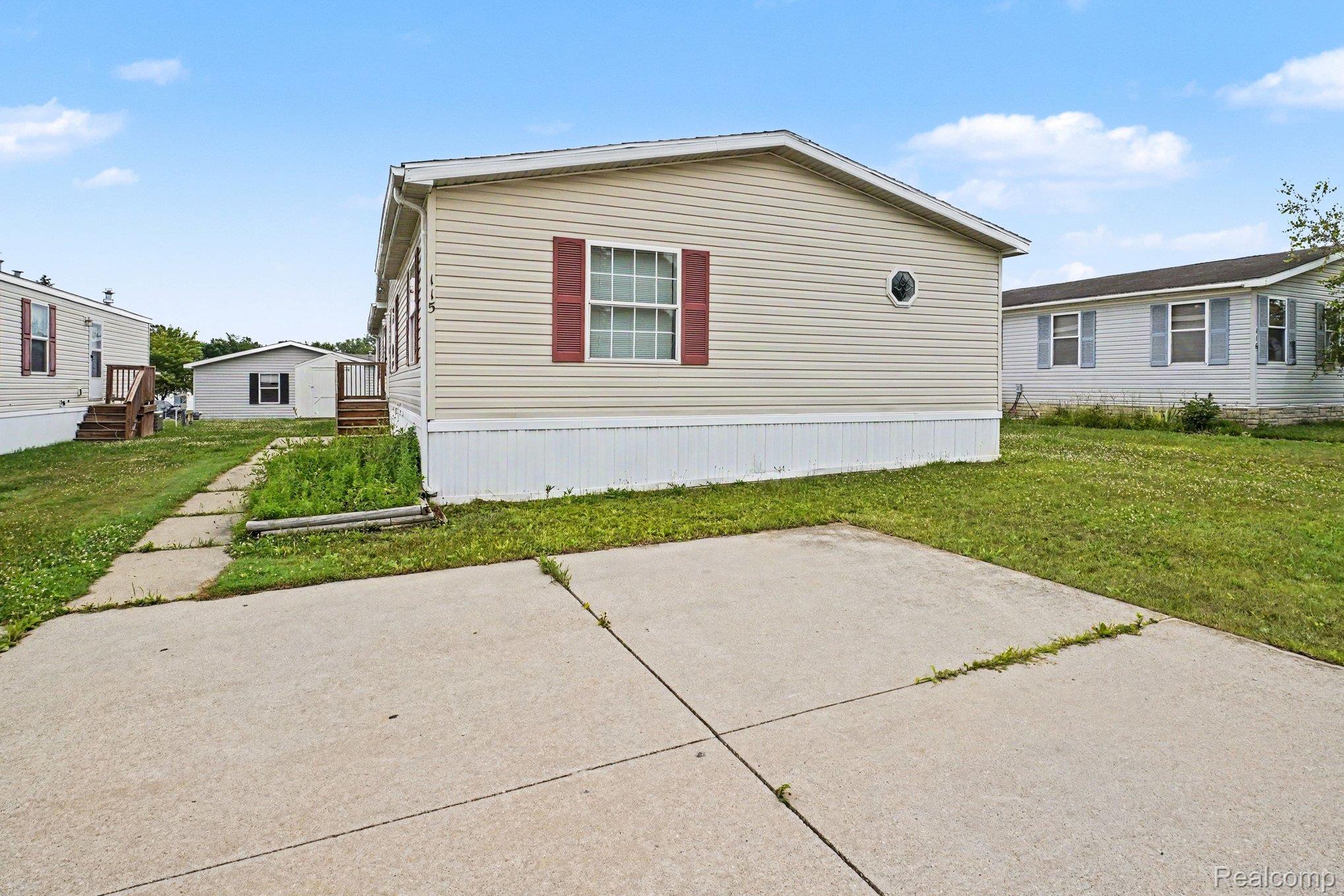 Residential in Grand Blanc Charter Township 2