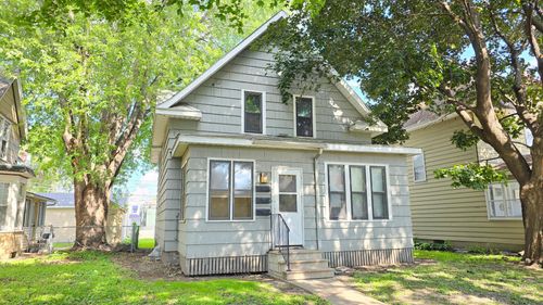 1094 Albemarle St, Saint Paul, MN, 55117-5184 | Card Image