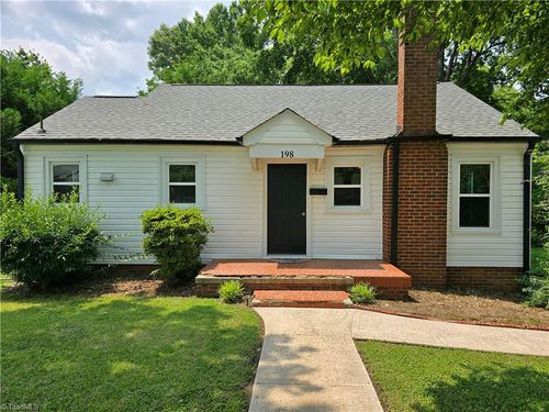 198 Spring St, Mocksville, NC, 27028-2234 | Card Image
