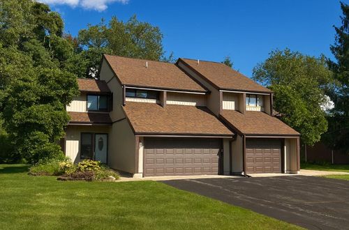 2373 Fairgrove St, Kalamazoo, MI, 49009-1844 | Card Image