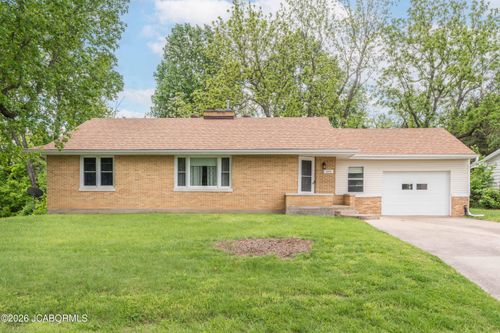 3117 Hogan Dr, Jefferson City, MO, 65109-7107 | Card Image