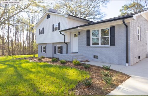 304 Scenic View Rd, Chesnee, SC, 29323-9435 | Card Image