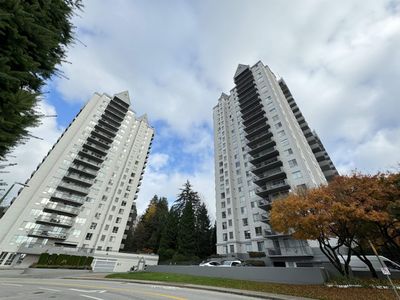 201 - 555 Austin Ave, Condo with 2 bedrooms, 2 bathrooms and 1 parking in Coquitlam BC | Image 2