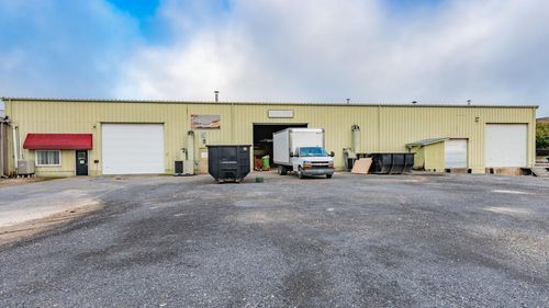 240 Streibeigh Lane, Montoursville, PA, 17754 | Card Image