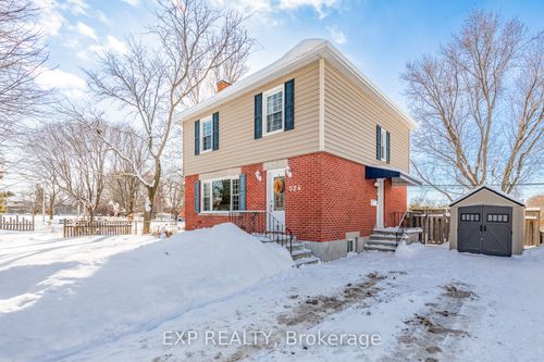 524 Wolffdale Cres, Ottawa, ON, K1K1N5 | Card Image