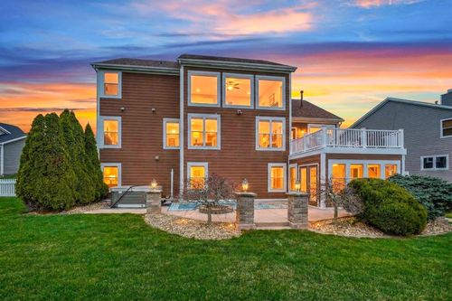 3311 Mccammon Estates Dr, Lewis Center, OH, 43035-7307 | Card Image