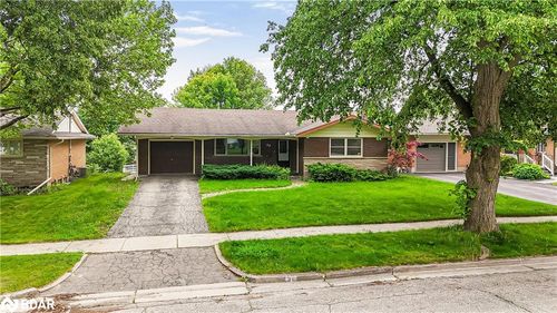 95 Ripplewood Cres, Kitchener, ON, N2M4R9 | Card Image