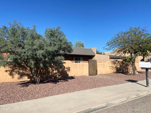 1031 E Irwin Place, Tucson, AZ, 85719 | Card Image