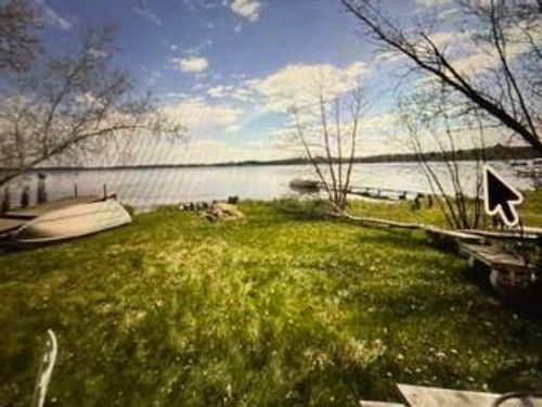 7224 Green Lake Shore Dr, Princeton, MN, 55371-4939 | Card Image