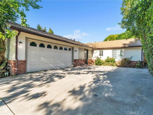 7318 Zelzah Ave, Reseda, CA, 91335 | Card Image